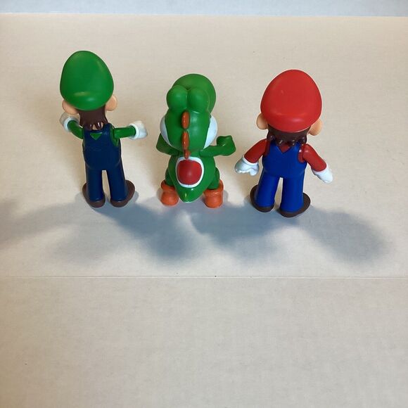 Lot of 3 Super Mario Super Size Figure Collection Mario Luigi Yoshi 5" - Picture 2 of 5